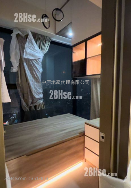 Ava61 Sell 1 Bedroom 233 ft² ( 21.6 m² )
