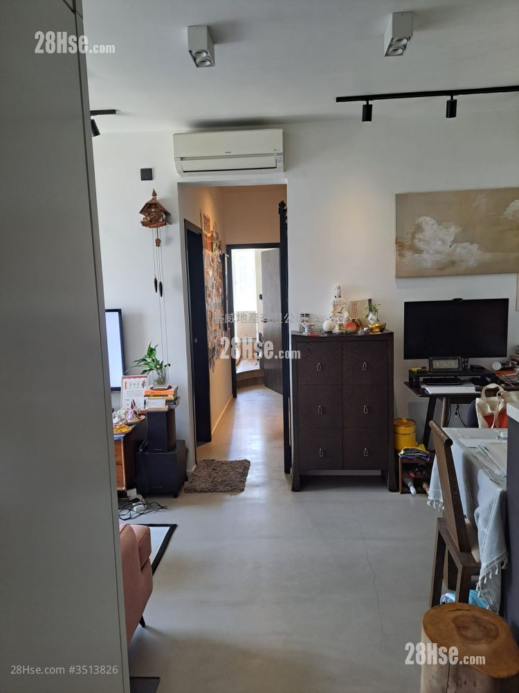 Kam Fung Garden Sell 3 Bedrooms , 1 Bathroom 507 ft² ( 47.1 m² )