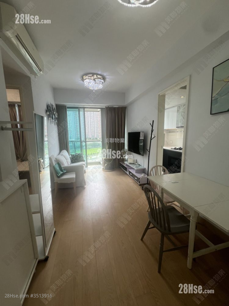 Capri Rental 2 Bedrooms , 1 Bathroom 512 ft² ( 47.6 m² )