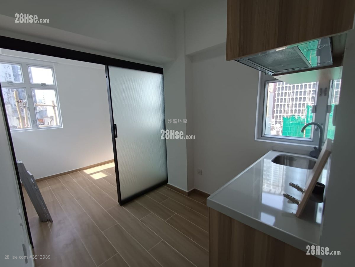Lung Fai House Rental 1 Bedroom , 1 Bathroom 130 ft² ( 12.1 m² )