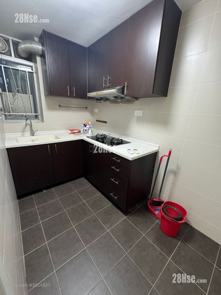 Rhythm Garden Rental 2 Bedrooms , 1 Bathroom 435 ft² ( 40.4 m² )