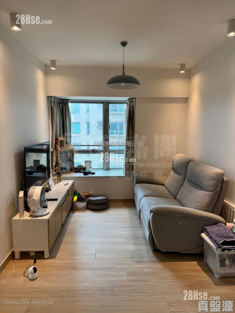 The Parcville Sell 2 Bedrooms 460 ft² ( 42.7 m² )