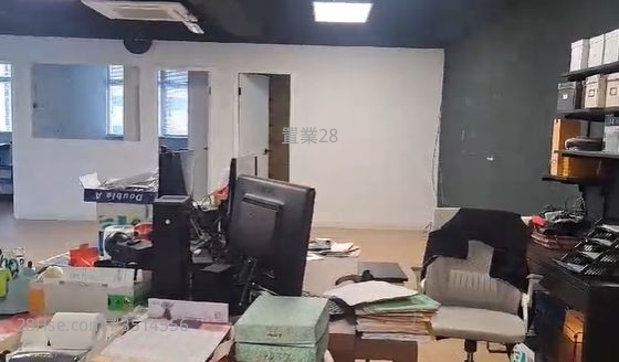 Favor Industrial Centre Sell 4 Bedrooms , 1 Toilet