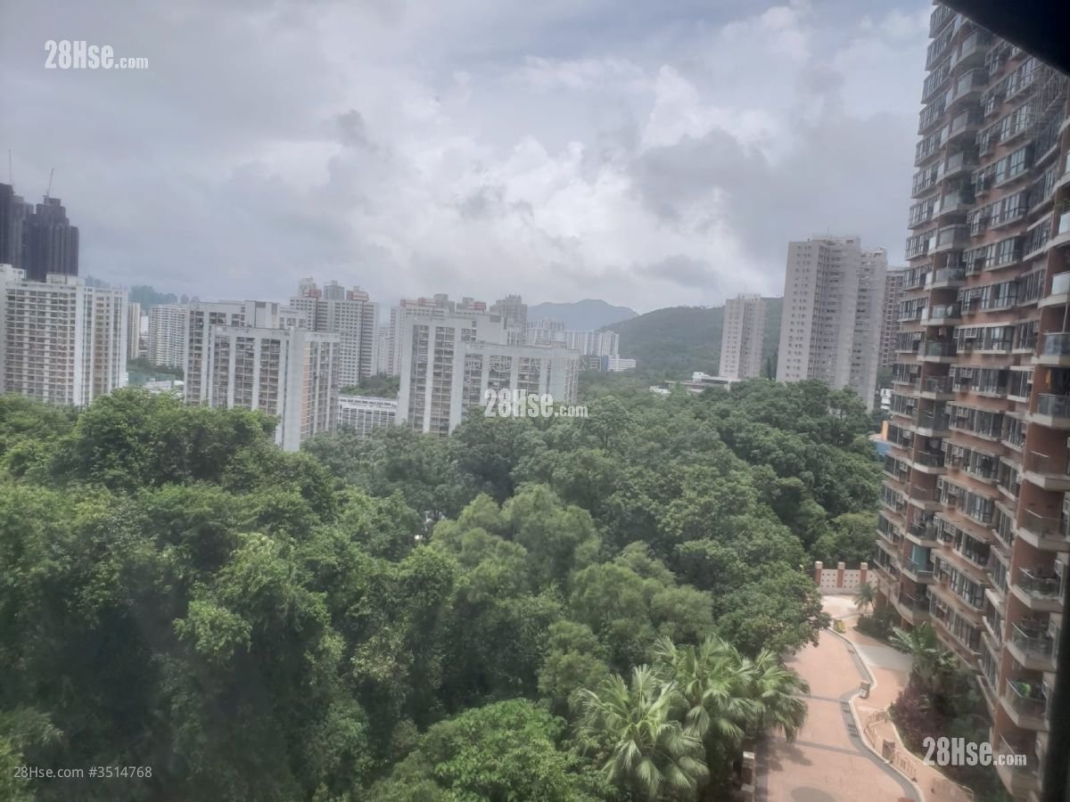 Parc Royale Sell 3 Bedrooms 736 ft² ( 68.4 m² )