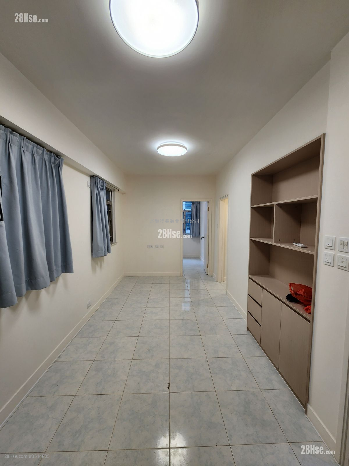 Hong Kong Building Rental 3 Bedrooms , 1 Bathroom 509 ft² ( 47.3 m² )