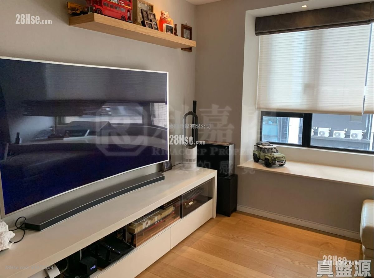 1 Tai Hang Road Sell 1 Bedroom , 1 Bathroom 559 ft² ( 51.9 m² )