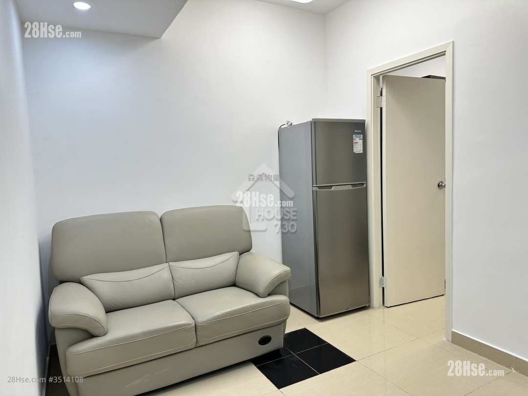 East South Building Rental 1 Bedroom , 1 Bathroom 268 ft² ( 24.9 m² )