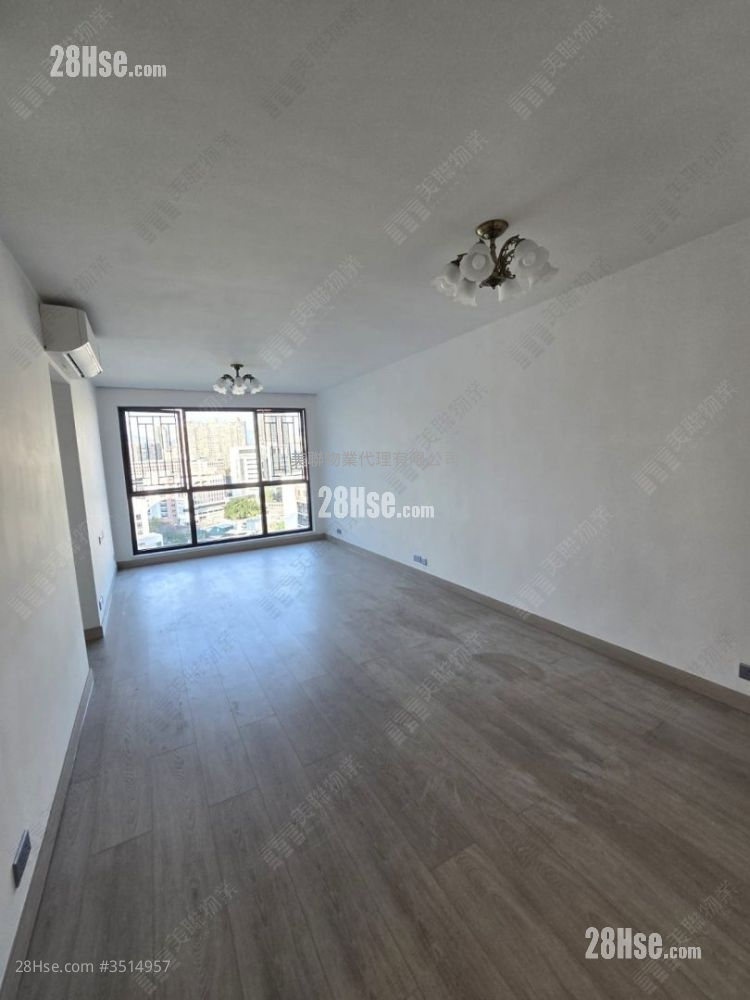 Carmen's Garden Rental 2 Bedrooms , 2 Bathrooms 793 ft² ( 73.7 m² )