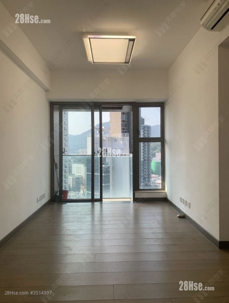 Billionnaire Luxe Sell 3 Bedrooms 618 ft² ( 57.4 m² )