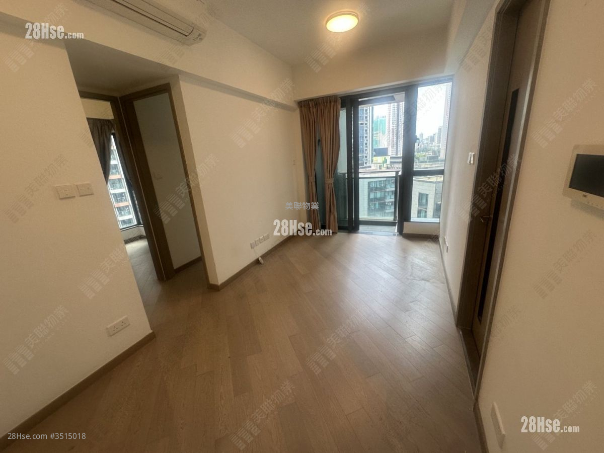 Upper River Bank Sell 2 Bedrooms 465 ft² ( 43.2 m² )