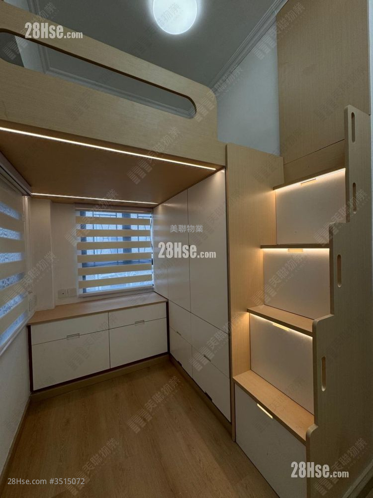 Rich Court Sell 1 Bathroom 196 ft² ( 18.2 m² )