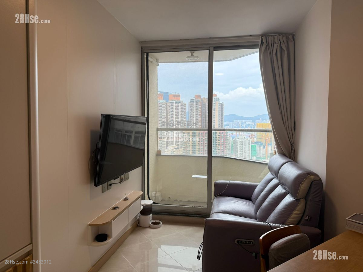 Kai Tak Garden Sell 2 Bedrooms , 1 Bathroom 554 ft² ( 51.5 m² )