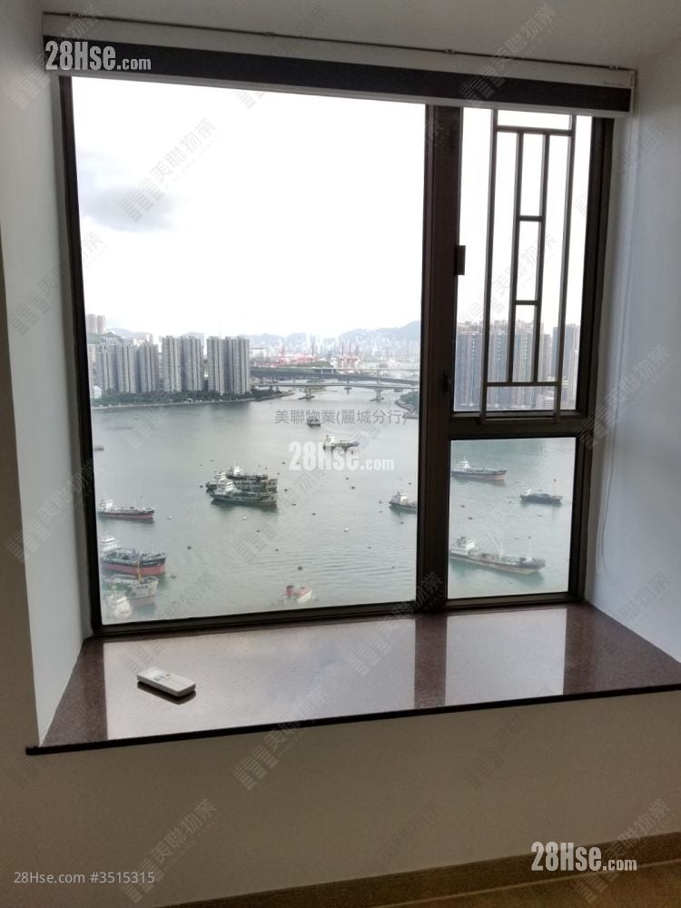 Serenade Cove Rental 3 Bedrooms , 2 Bathrooms 644 ft² ( 59.8 m² )