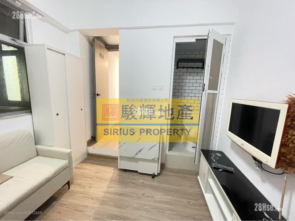 Pollock Building Rental 180 ft² ( 16.7 m² )