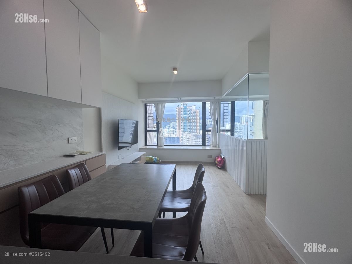 Chelsea Court Sell 3 Bedrooms , 1 Bathroom 519 ft² ( 48.2 m² )