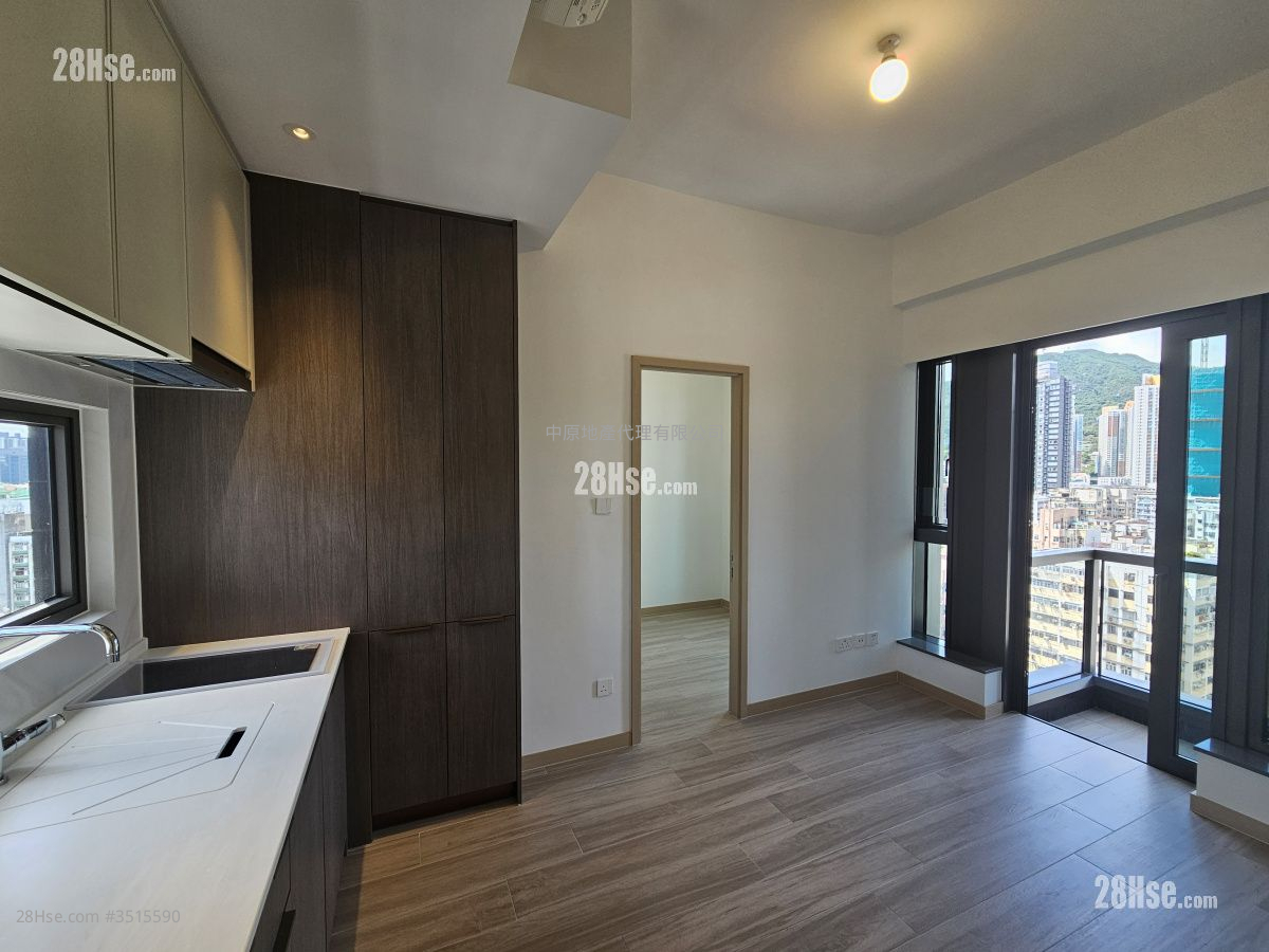J Loft Rental 1 Bedroom , 1 Bathroom 296 ft² ( 27.5 m² )