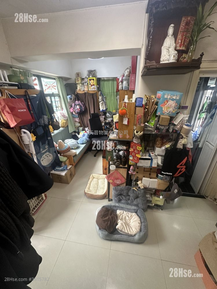 Berkeley Building Sell 2 Bedrooms , 1 Bathroom 276 ft² ( 25.6 m² )