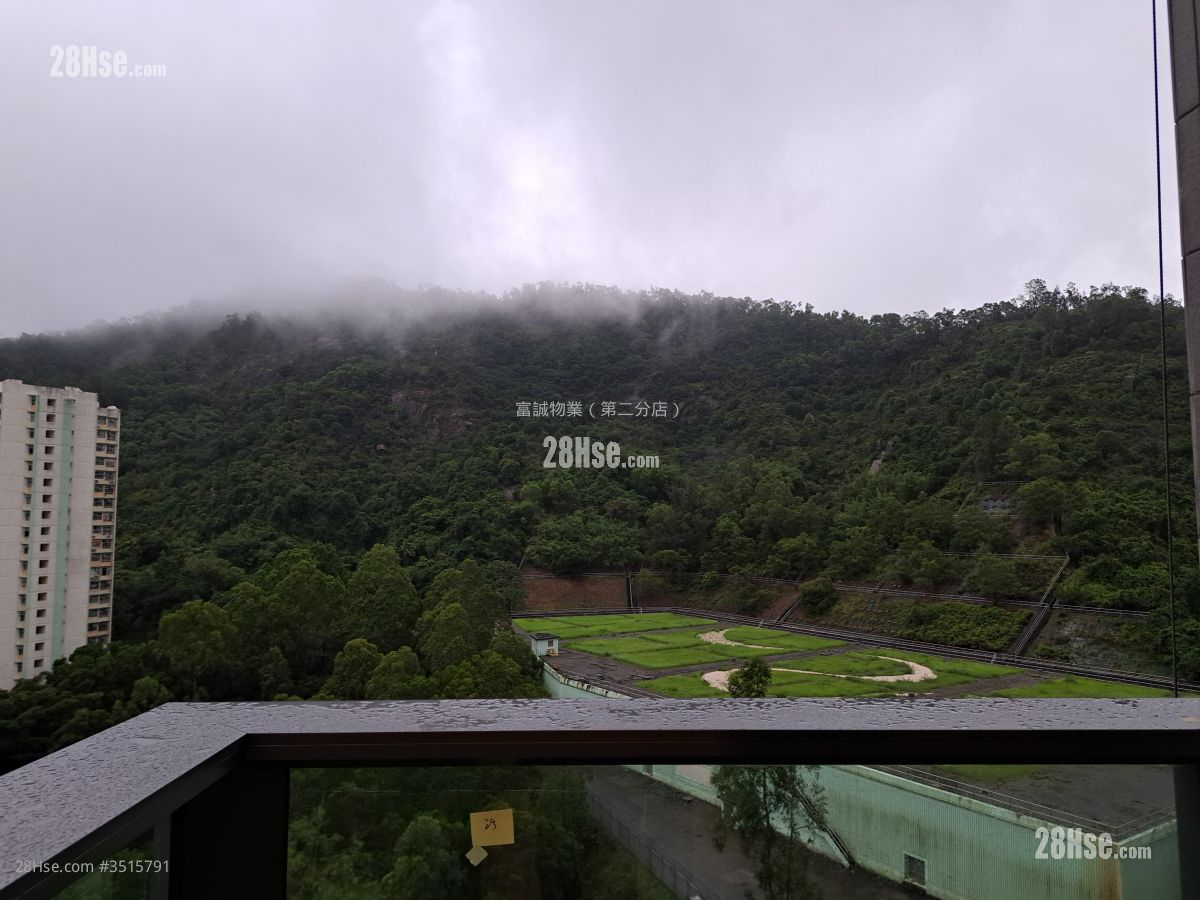 Chill Residence Rental 2 Bedrooms , 1 Bathroom 522 ft² ( 48.5 m² )