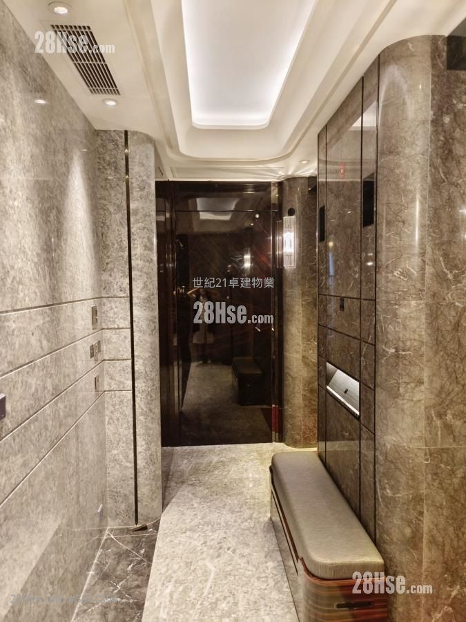 Ultima Rental 3 Bedrooms , 2 Bathrooms 1,046 ft² ( 97.2 m² )