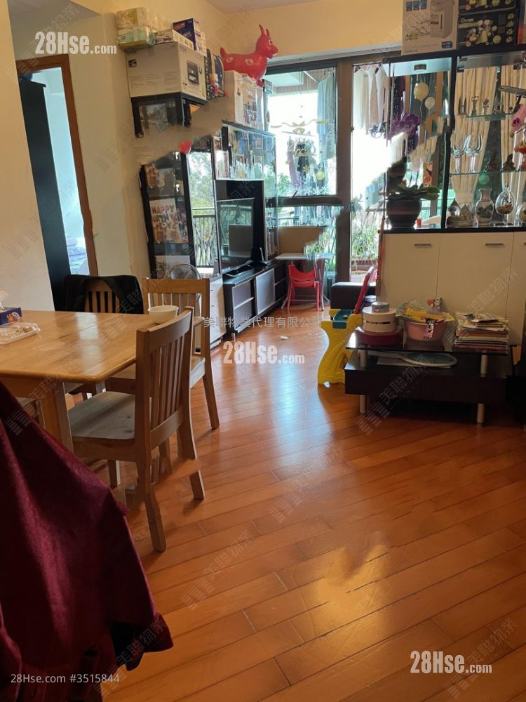 Noble Hill Sell 3 Bedrooms 791 ft² ( 73.5 m² )