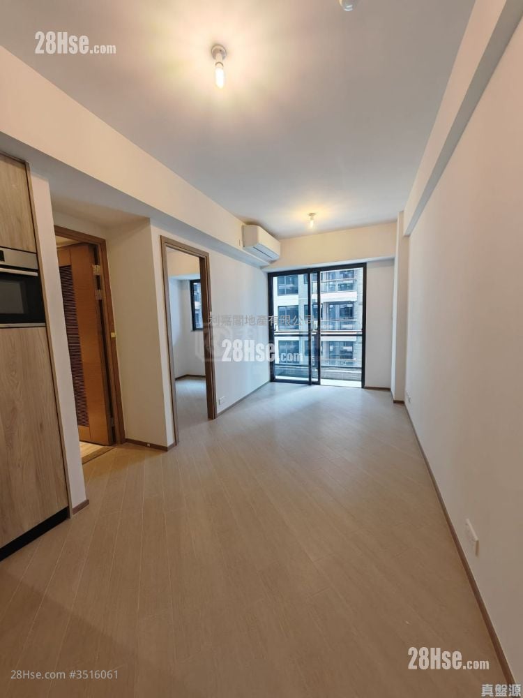 High Park Sell 1 Bedroom 339 ft² ( 31.5 m² )