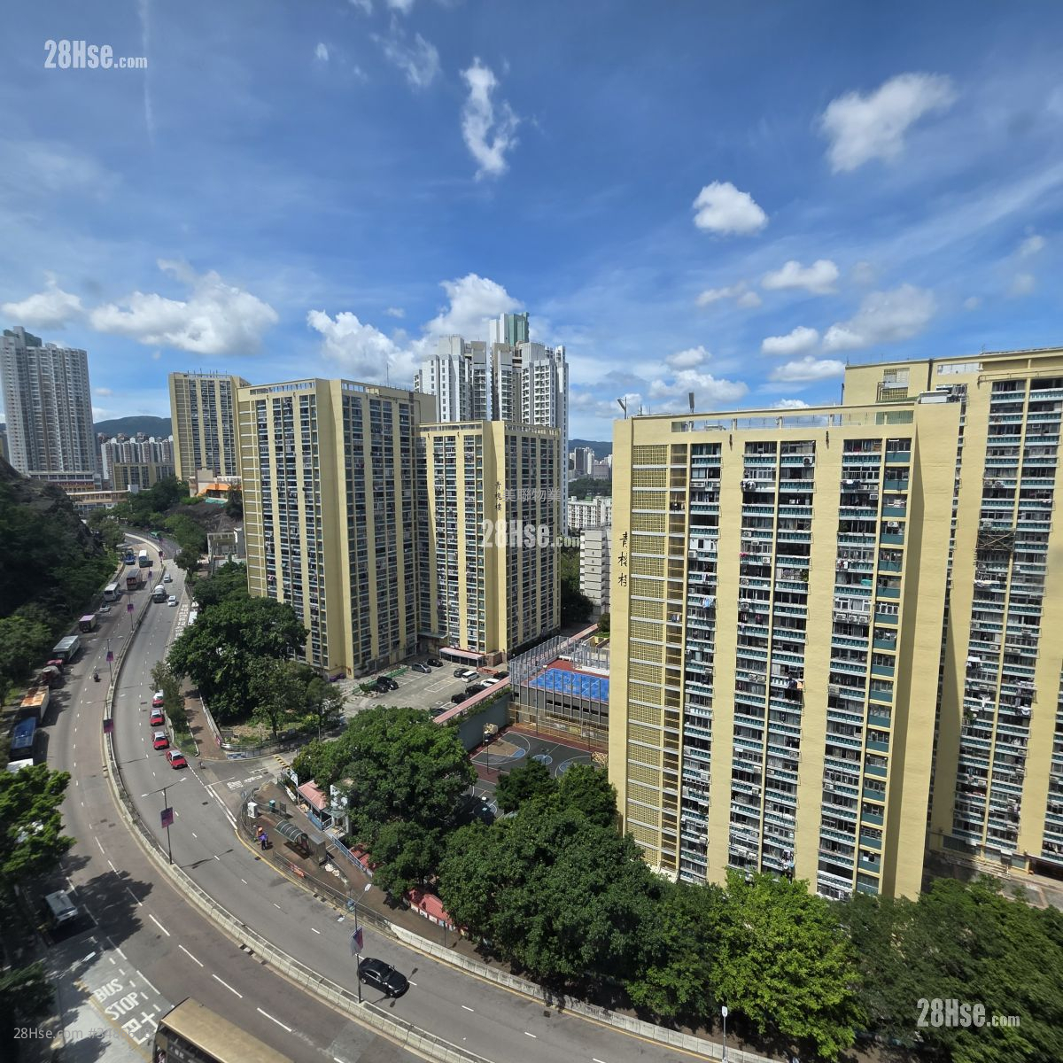 Mayfair Gardens Rental 2 Bedrooms , 1 Bathroom 329 ft² ( 30.6 m² )