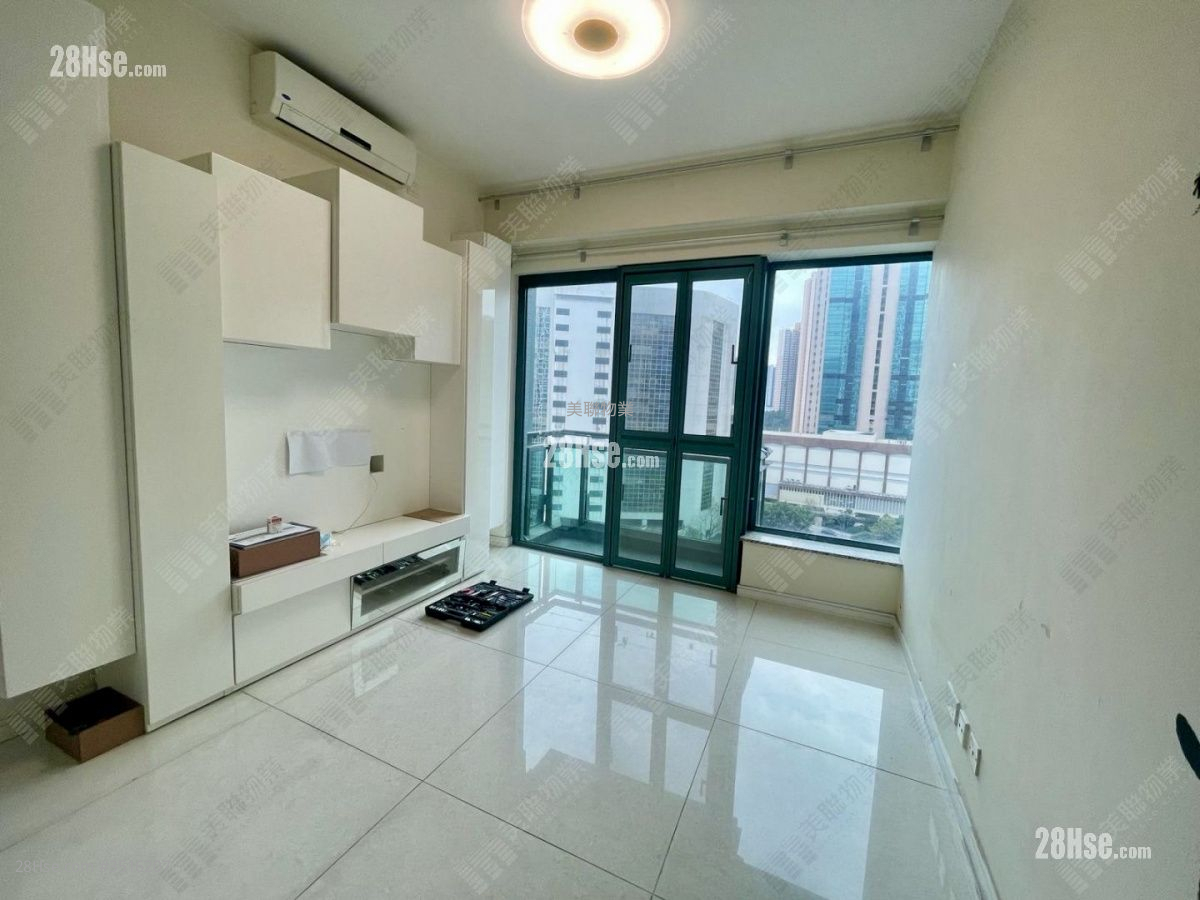 The Rise Sell 3 Bedrooms , 2 Bathrooms 749 ft² ( 69.6 m² )