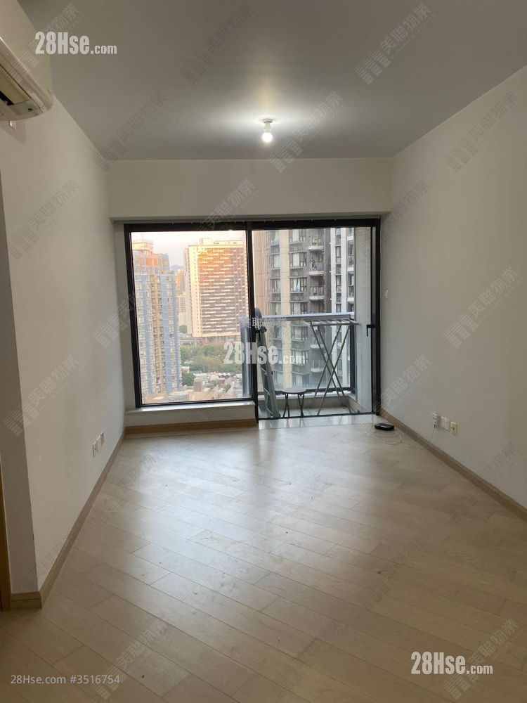 Park Signature Rental 553 ft² ( 51.4 m² )