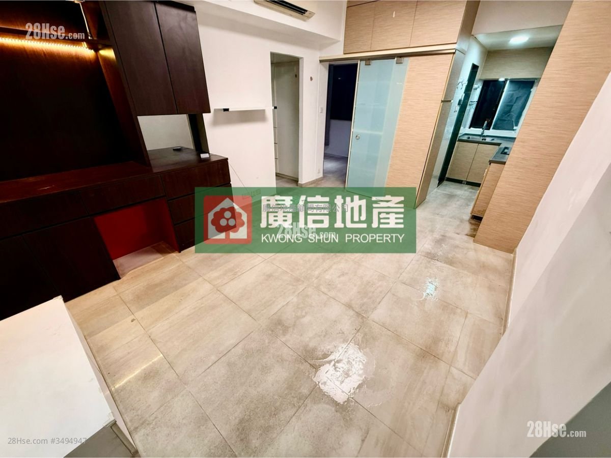 Ocean Court Rental 2 Bedrooms , 1 Bathroom 385 ft² ( 35.8 m² )