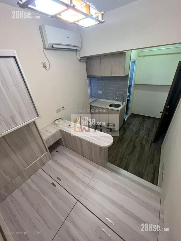 Wing Mui Building Rental Studio , 1 Bathroom 140 ft² ( 13.0 m² )