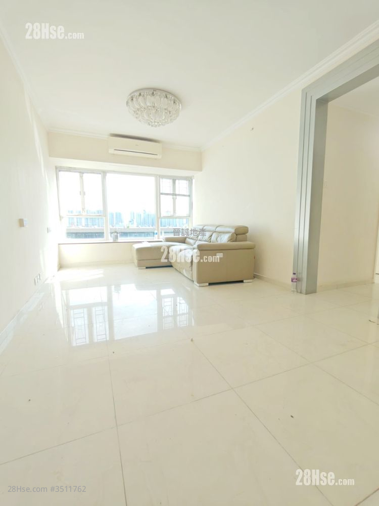 Palm Cove Sell 4 Bedrooms , 3 Bathrooms 843 ft² ( 78.3 m² )