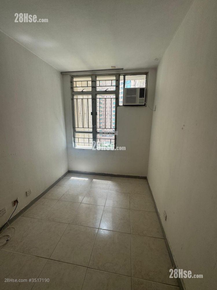 Hoi Fu Court Sell Studio , 1 Bathroom 213 ft² ( 19.8 m² )