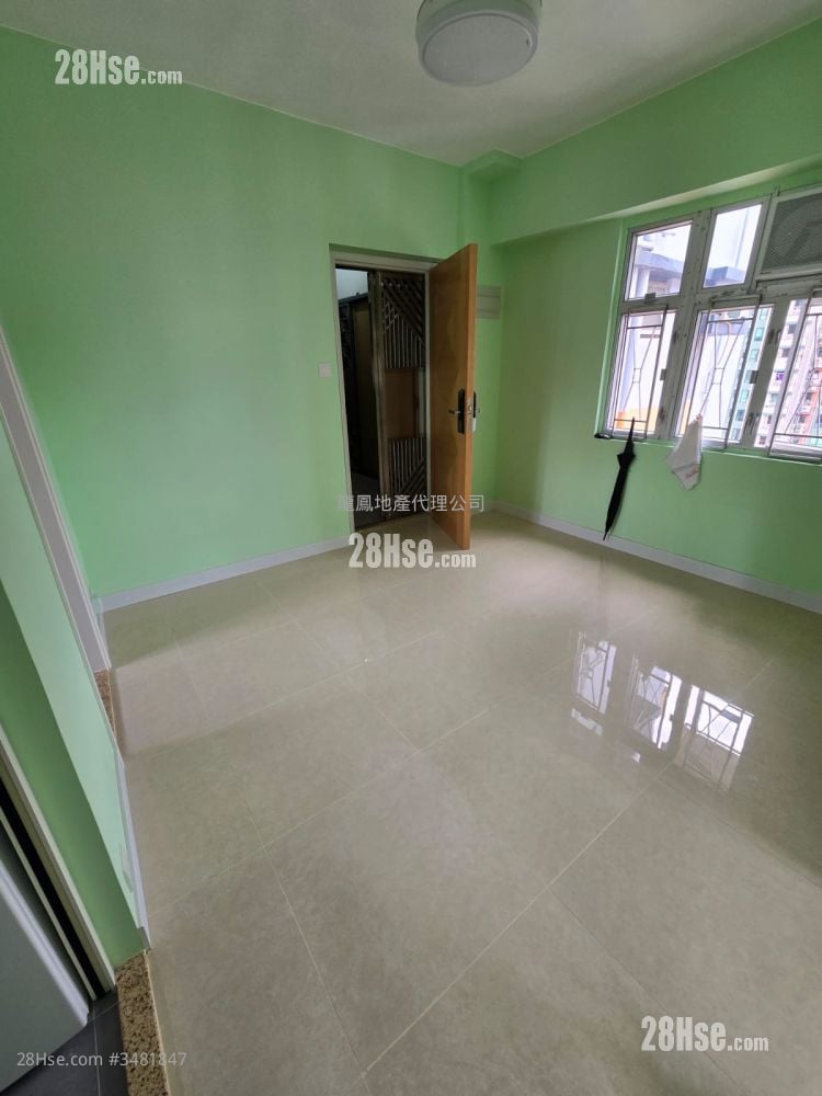 Cheong Mow Building Sell 356 ft² ( 33.1 m² )
