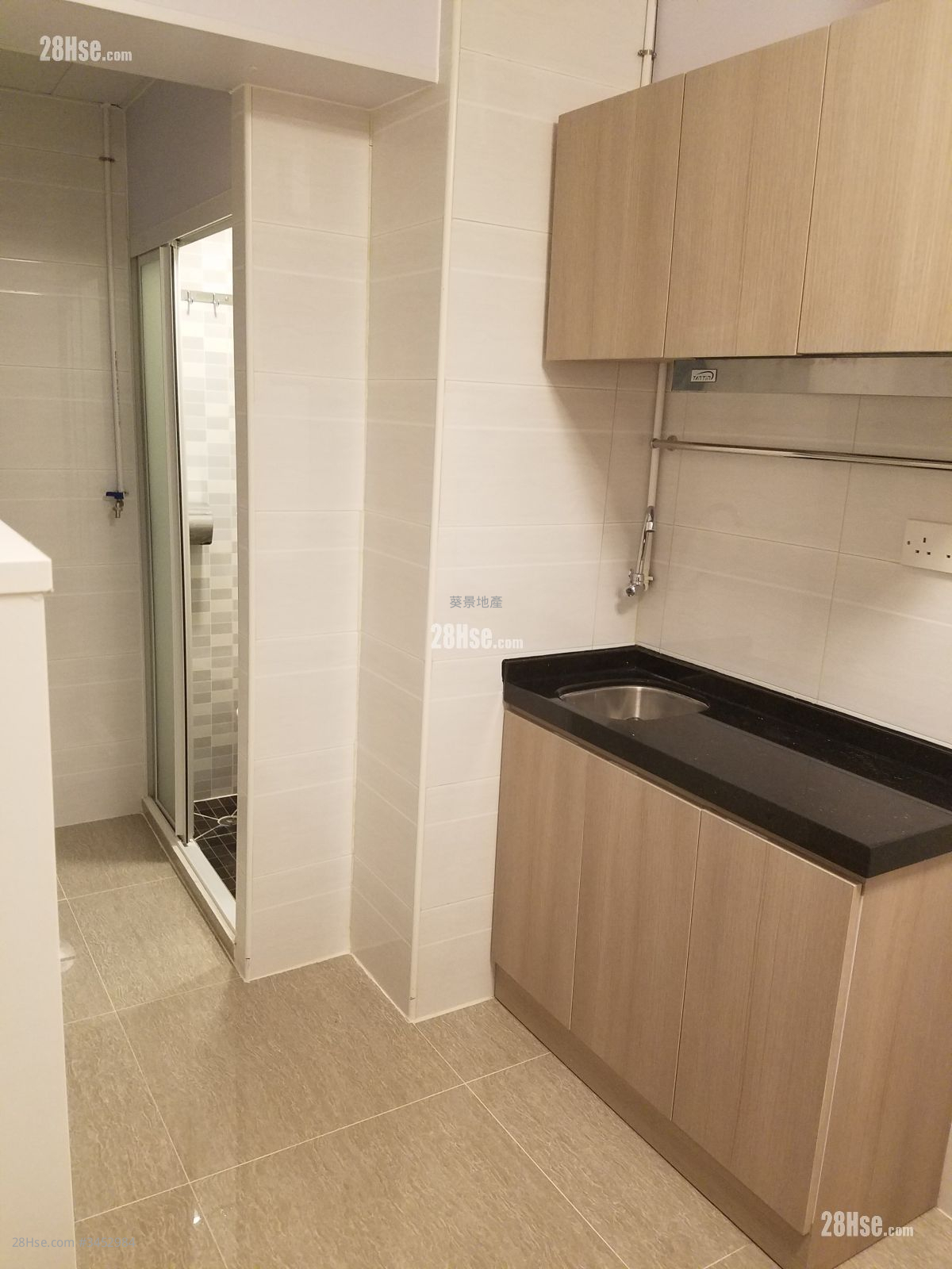 Tak Cheong Building Rental Studio , 1 Bathroom 120 ft² ( 11.1 m² )