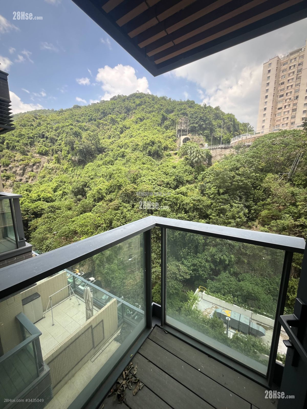Novum East Rental Studio , 1 Bathroom 214 ft² ( 19.9 m² )