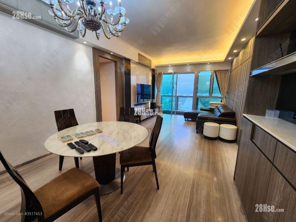 The Riverpark Rental 1,250 ft² ( 116.1 m² )