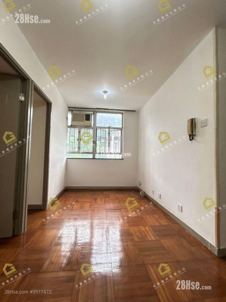 Tin Ma Court Sell 2 Bedrooms , 1 Bathroom 363 ft² ( 33.7 m² )