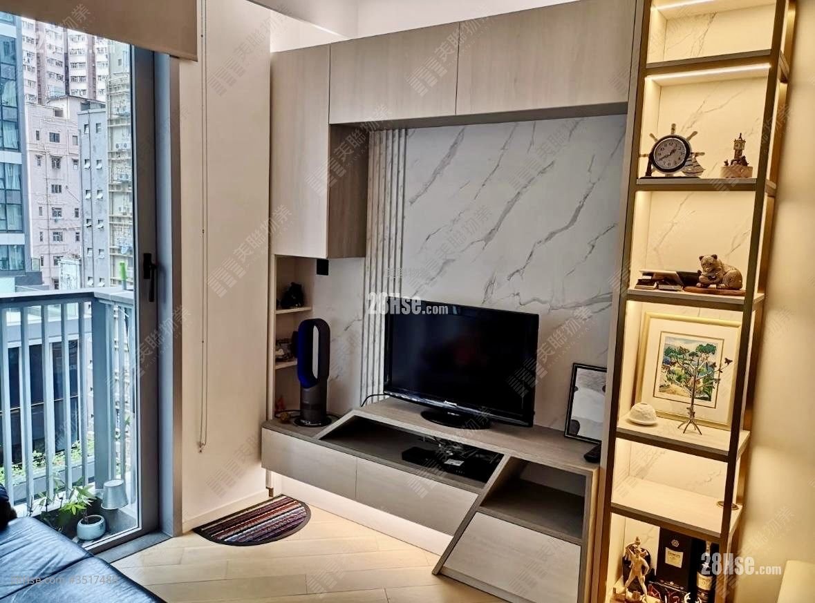 Artisan House Sell 2 Bedrooms 421 ft² ( 39.1 m² )