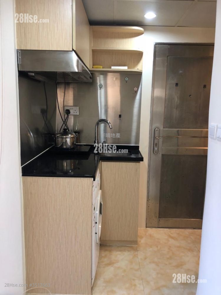 Ka Po Building Sell 2 Bedrooms 324 ft² ( 30.1 m² )