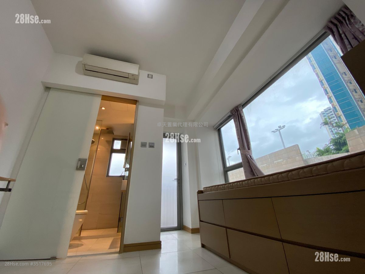 High Place Sell Studio , 1 Bathroom 204 ft² ( 19.0 m² )