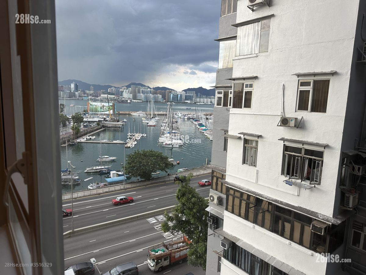 Hoi To Building Rental 2 Bedrooms , 2 Bathrooms 748 ft² ( 69.5 m² )