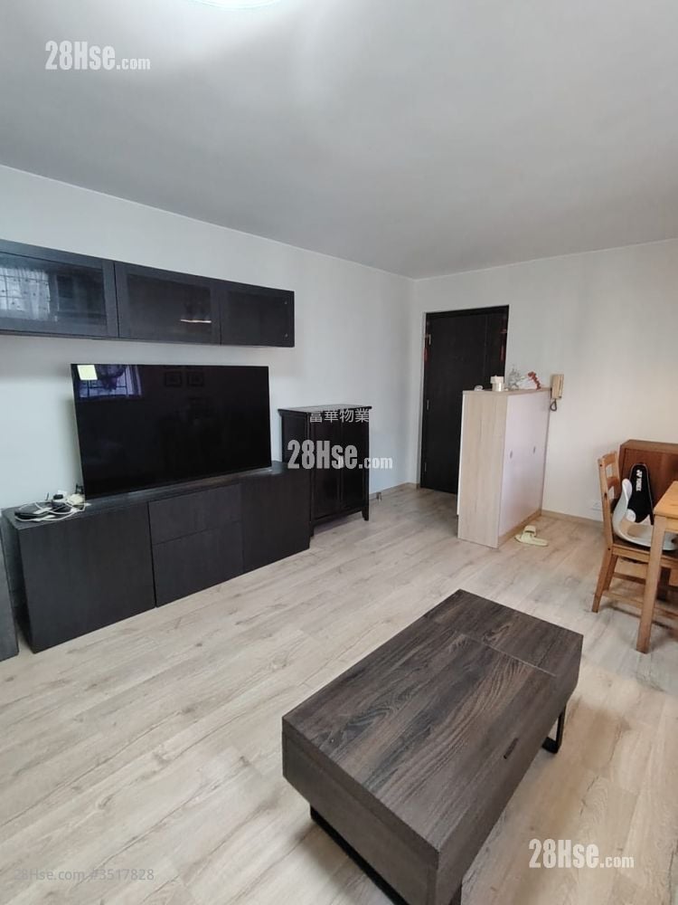 Fullview Garden Sell 2 Bedrooms , 1 Bathroom 480 ft² ( 44.6 m² )