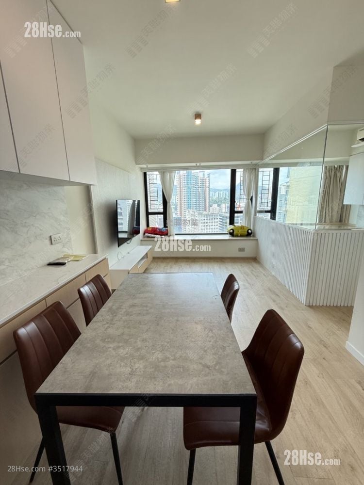 Chelsea Court Sell 3 Bedrooms , 1 Bathroom 519 ft² ( 48.2 m² )