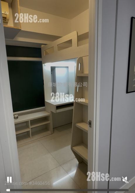 Le Prestige Rental 50 ft² ( 4.6 m² )