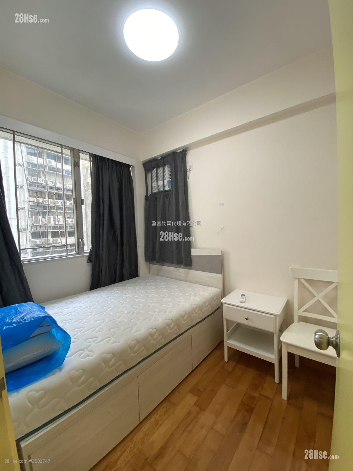 Wing Fai Building Rental 2 Bedrooms , 1 Bathroom 420 ft² ( 39.0 m² )