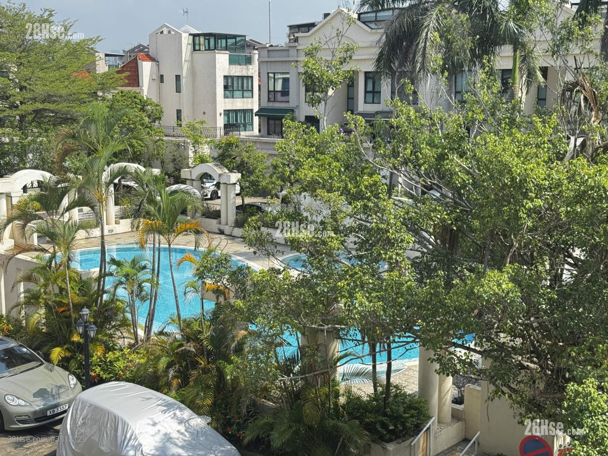 Greenery Gardens Sell 5+ Bedrooms , 4 Bathrooms 1,659 ft² ( 154.1 m² )