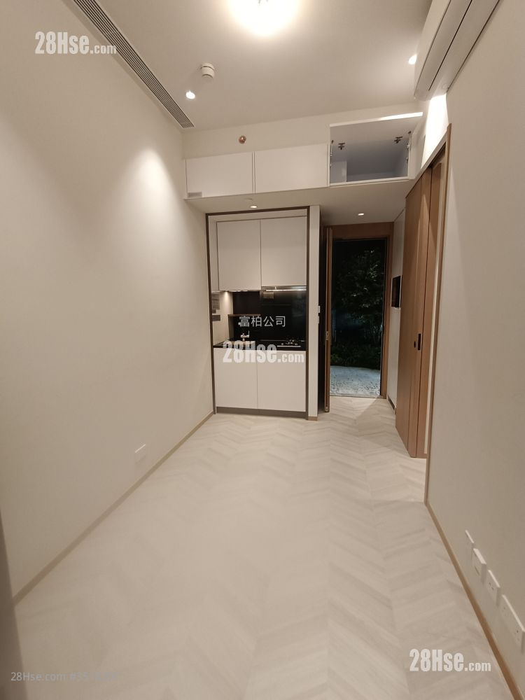 Allegro Sell Studio , 1 Bathroom 200 ft² ( 18.6 m² )