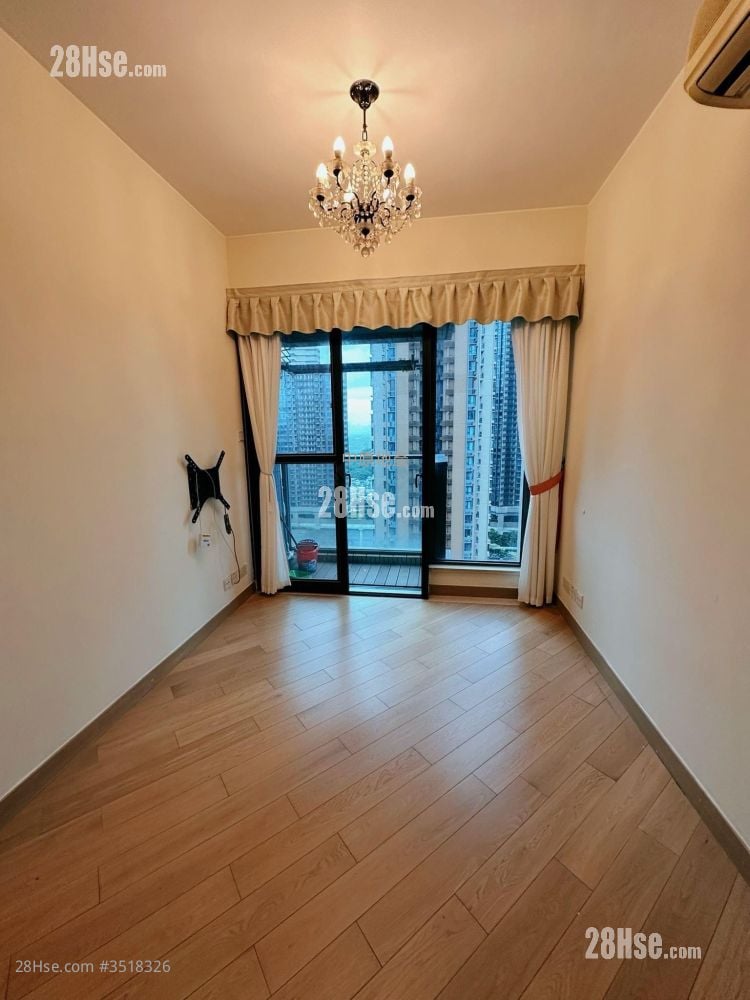 Yoho Midtown 售盘 2 房 443 平方尺 ( 41.2 平方米 )