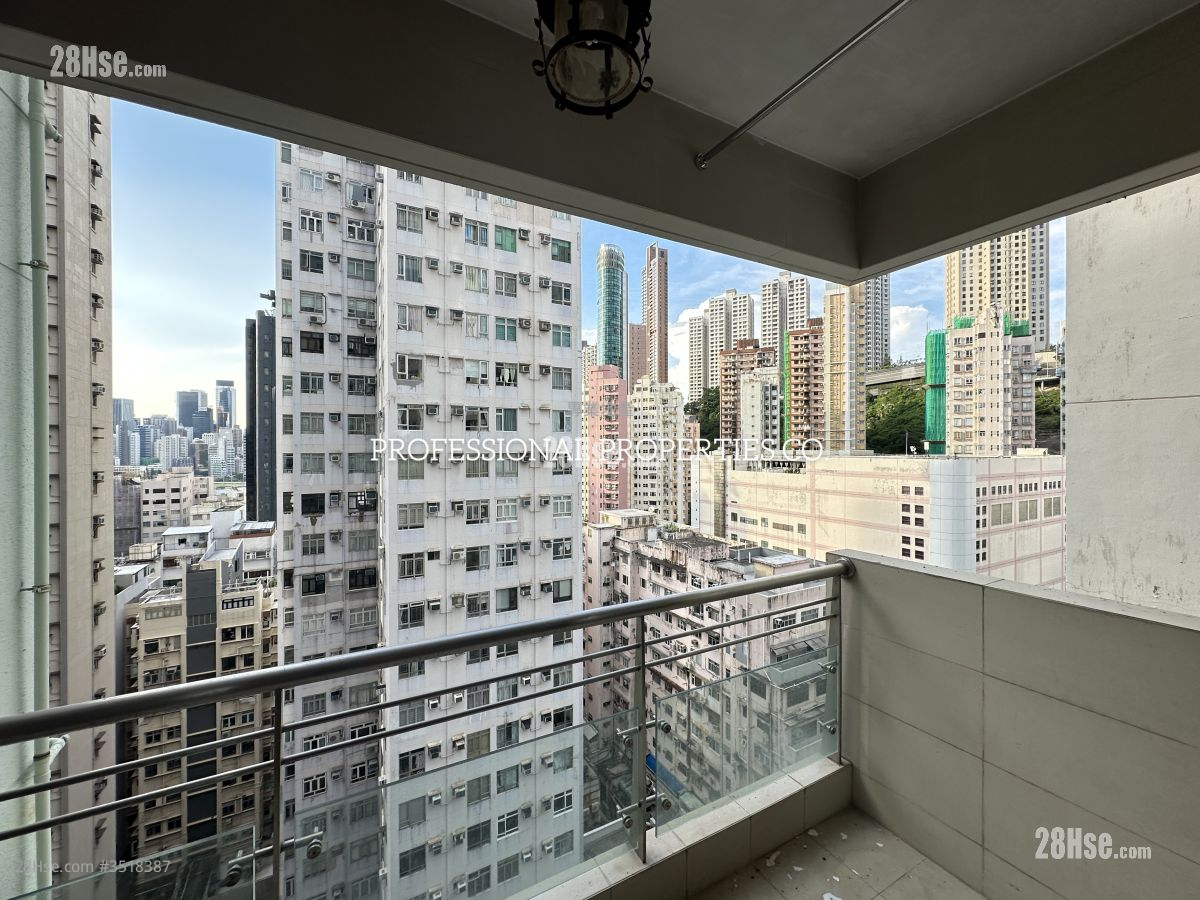 La Vogue Court Sell 2 Bedrooms , 2 Bathrooms 1,003 ft² ( 93.2 m² )