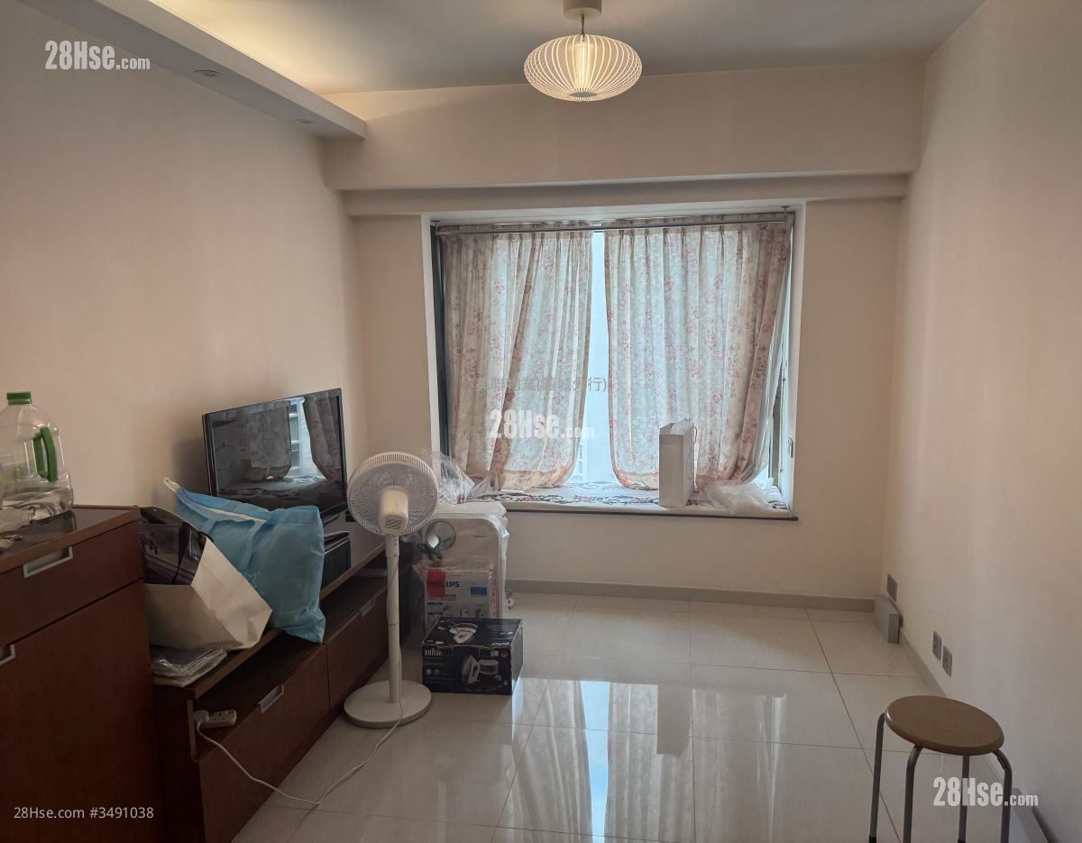 Serenade Cove Sell 3 Bedrooms , 1 Bathroom 555 ft² ( 51.6 m² )